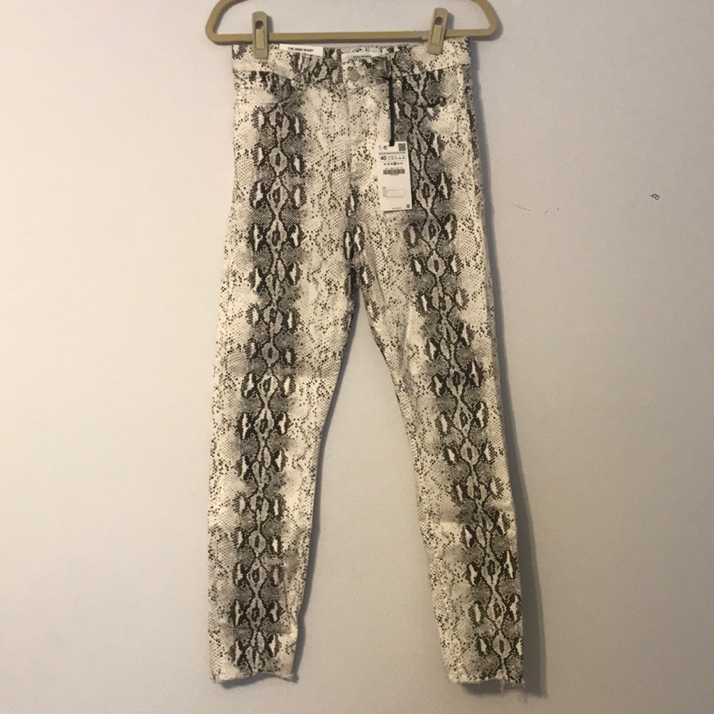 New!! Snake Print Zara Jeans